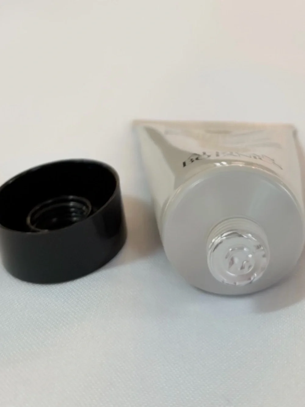 African Botanics Mineral Cleansing Mask Purifying Clay Mask 1.7oz/50ml NEW! - Picture 2 of 6